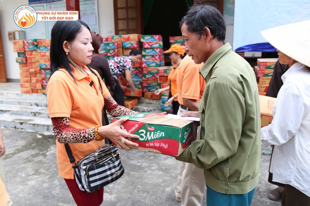 Quỹ Đạo Phật Ngày Nay – Tổng Kết Chương Trình Cứu Trợ Đồng Bào Lũ Lụt Tại Quảng Bình &amp; Hà Tĩnh Đợt 1 - Tháng 10/2016 (C88-1)