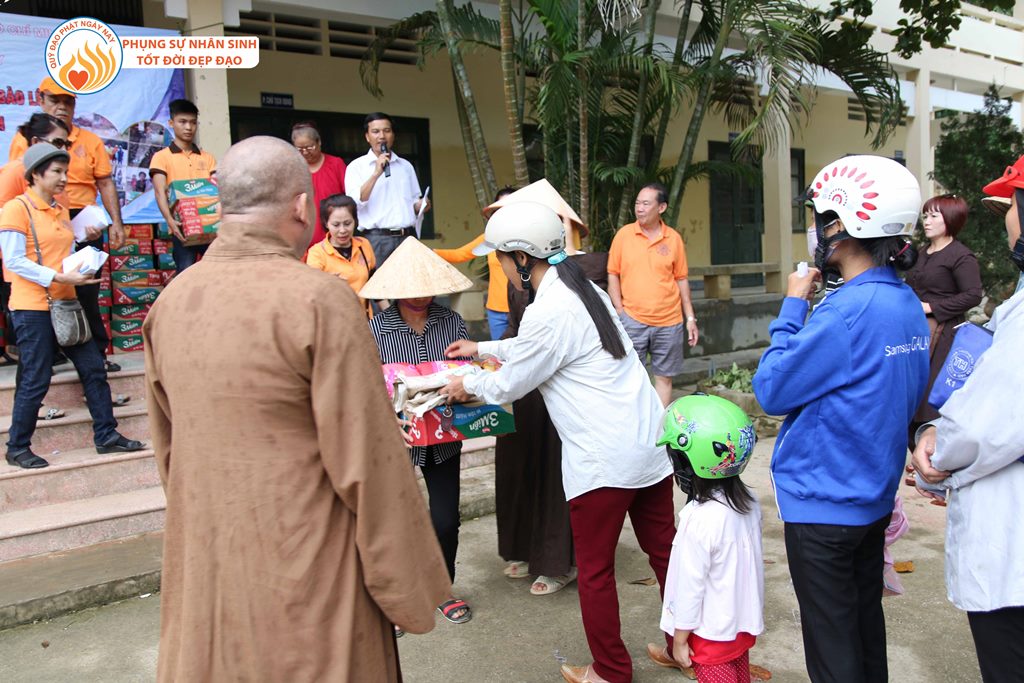 Quỹ Đạo Phật Ngày Nay – Tổng Kết Chương Trình Cứu Trợ Đồng Bào Lũ Lụt Tại Quảng Bình &amp; Hà Tĩnh Đợt 1 - Tháng 10/2016 (C88-1)