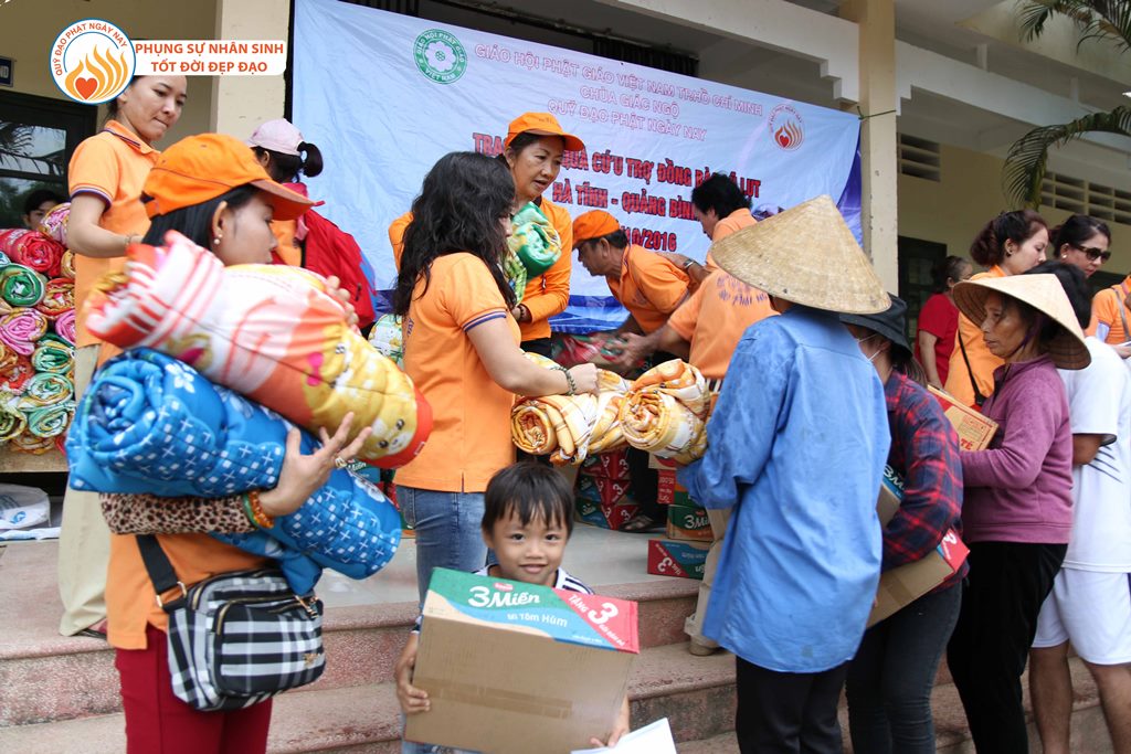 Quỹ Đạo Phật Ngày Nay – Tổng Kết Chương Trình Cứu Trợ Đồng Bào Lũ Lụt Tại Quảng Bình &amp; Hà Tĩnh Đợt 1 - Tháng 10/2016 (C88-1)