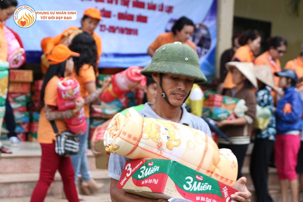 Quỹ Đạo Phật Ngày Nay – Tổng Kết Chương Trình Cứu Trợ Đồng Bào Lũ Lụt Tại Quảng Bình &amp; Hà Tĩnh Đợt 1 - Tháng 10/2016 (C88-1)