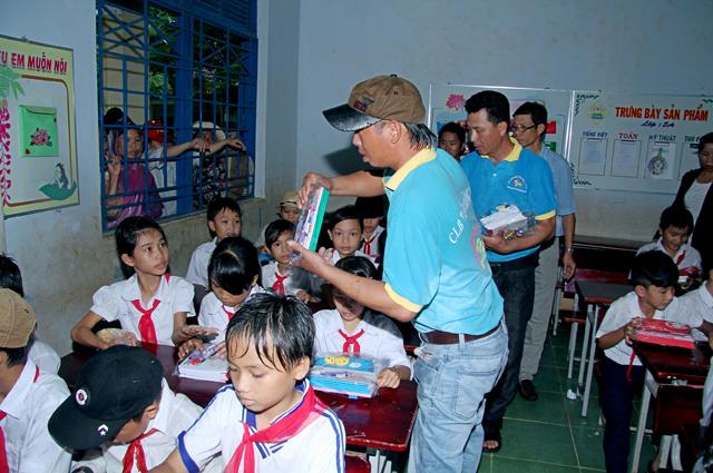 Chuyến Từ Thiện Vùng Núi Ninh Tân- Khánh Hòa