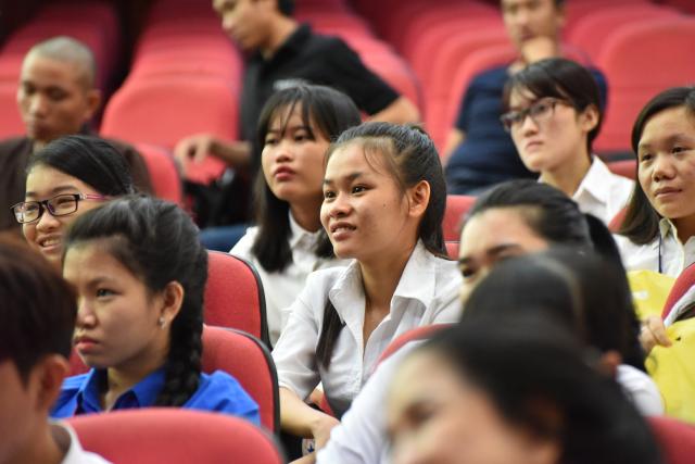 TT.Thích Nhật Từ: Thuyết giảng tại Đại Học Khoa học Xã hội và Nhân văn TP. HCM