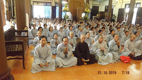 Trang nghiêm Tấn đàn Thập thiện và Bồ-tát giới tại gia.