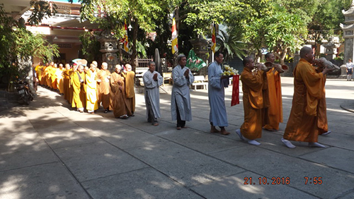 Trang nghiêm Tấn đàn Thập thiện và Bồ-tát giới tại gia.