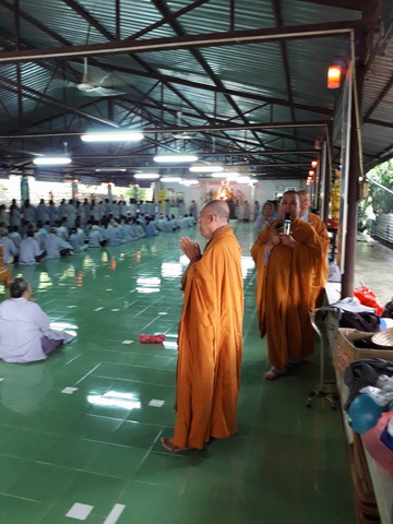 Khóa tu niệm Phật tháng 10 chùa Linh Sơn Pháp Ấn.