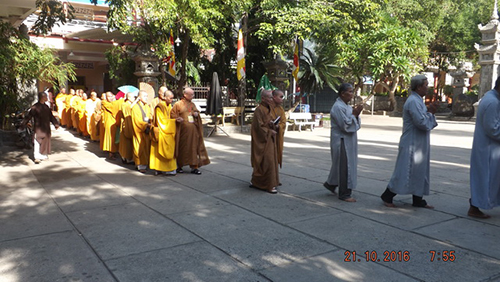 Trang nghiêm Tấn đàn Thập thiện và Bồ-tát giới tại gia.