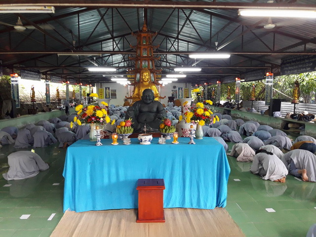 Khóa tu niệm Phật tháng 10 chùa Linh Sơn Pháp Ấn.