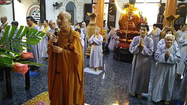 Đạo tràng Bát quan trai Tổ đình Thiên Bửu tổ chức lễ tri ân Tam bảo và tổng kết cuối năm.