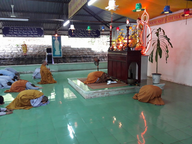 Khóa tu niệm Phật tháng 10 chùa Linh Sơn Pháp Ấn.