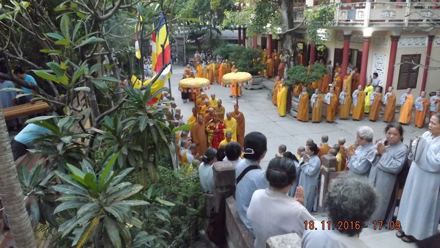 Trang nghiêm lễ nhập kim quan Trưởng lão Hòa thượng Thích Thiện Bình