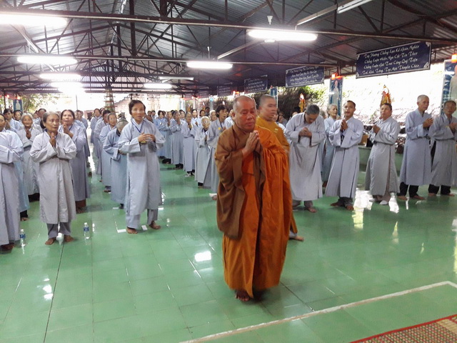 Khóa tu niệm Phật tháng 10 chùa Linh Sơn Pháp Ấn.