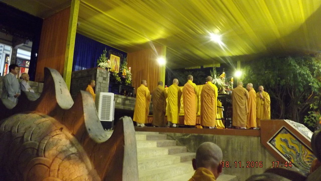 Trang nghiêm lễ nhập kim quan Trưởng lão Hòa thượng Thích Thiện Bình