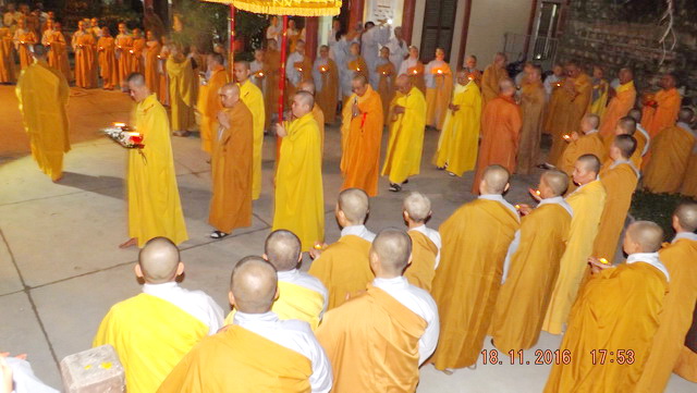 Trang nghiêm lễ nhập kim quan Trưởng lão Hòa thượng Thích Thiện Bình