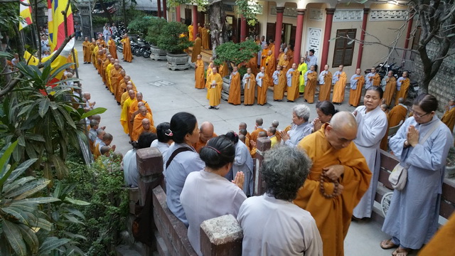 Trang nghiêm lễ nhập kim quan Trưởng lão Hòa thượng Thích Thiện Bình