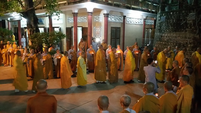 Trang nghiêm lễ nhập kim quan Trưởng lão Hòa thượng Thích Thiện Bình