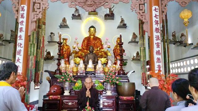 Đạo tràng Bát quan trai Tổ đình Thiên Bửu tổ chức lễ tri ân Tam bảo và tổng kết cuối năm.