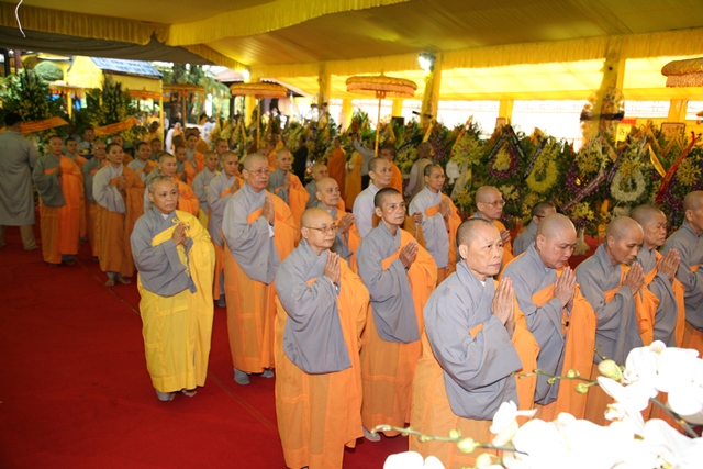 TT. Huế: Ban Trị sự GHPGVN tỉnh kính viếng tang lễ Cố HT. Thích Chơn Thiện