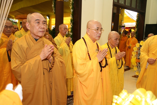 TT. Huế: Ban Trị sự GHPGVN tỉnh kính viếng tang lễ Cố HT. Thích Chơn Thiện