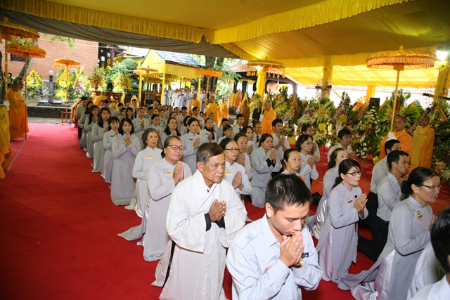 TT. Huế: Ban Trị sự GHPGVN tỉnh kính viếng tang lễ Cố HT. Thích Chơn Thiện