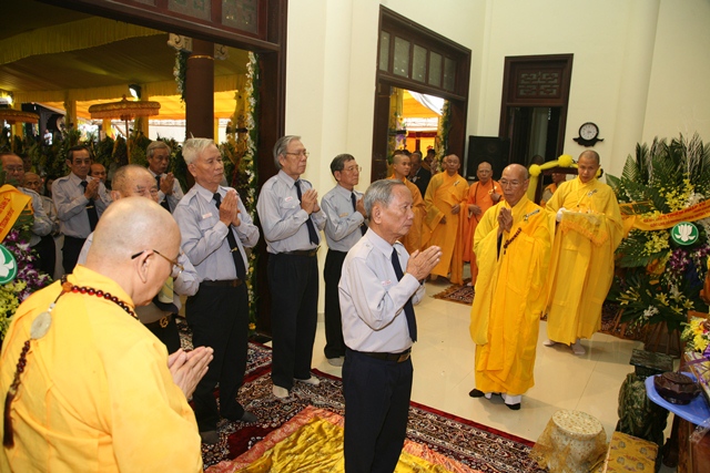 TT. Huế: Ban Trị sự GHPGVN tỉnh kính viếng tang lễ Cố HT. Thích Chơn Thiện