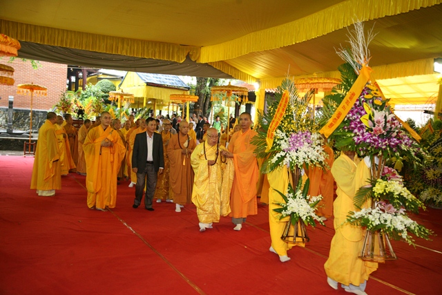 TT. Huế: Ban Trị sự GHPGVN tỉnh kính viếng tang lễ Cố HT. Thích Chơn Thiện