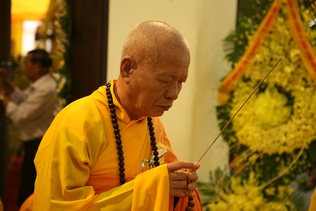 TT. Huế: Ban Trị sự GHPGVN tỉnh kính viếng tang lễ Cố HT. Thích Chơn Thiện