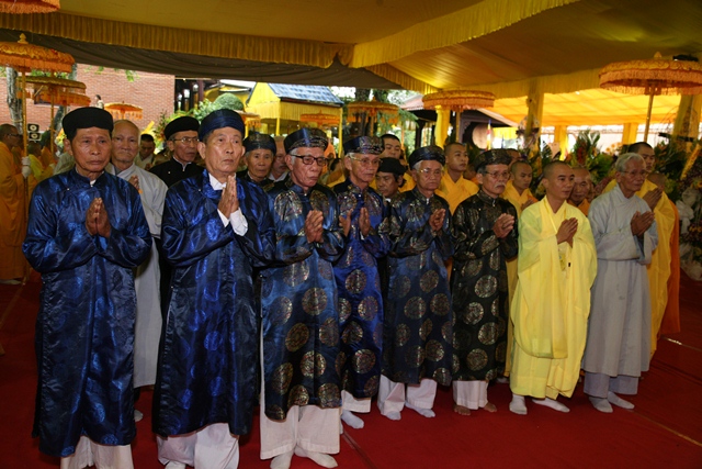 TT. Huế: Ban Trị sự GHPGVN tỉnh kính viếng tang lễ Cố HT. Thích Chơn Thiện