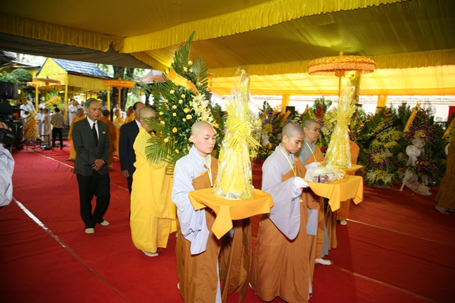 TT. Huế: Ban Trị sự GHPGVN tỉnh kính viếng tang lễ Cố HT. Thích Chơn Thiện