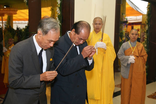 TT. Huế: Ban Trị sự GHPGVN tỉnh kính viếng tang lễ Cố HT. Thích Chơn Thiện