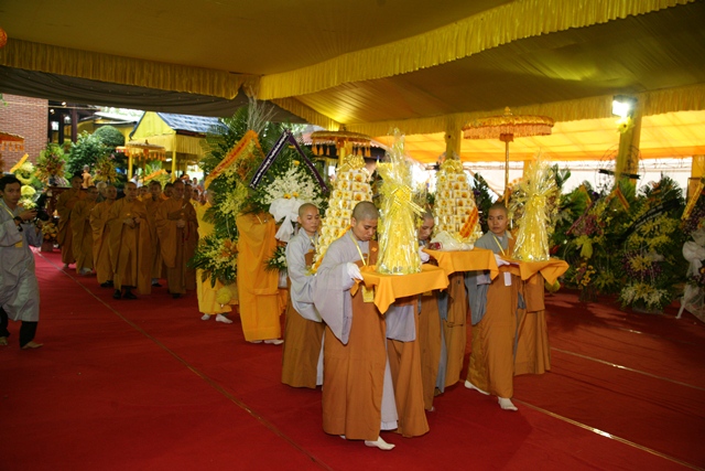 TT. Huế: Ban Trị sự GHPGVN tỉnh kính viếng tang lễ Cố HT. Thích Chơn Thiện