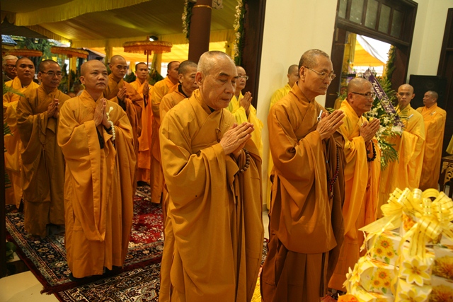 TT. Huế: Ban Trị sự GHPGVN tỉnh kính viếng tang lễ Cố HT. Thích Chơn Thiện