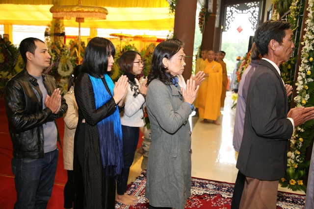 TT. Huế: Ban Trị sự GHPGVN tỉnh kính viếng tang lễ Cố HT. Thích Chơn Thiện