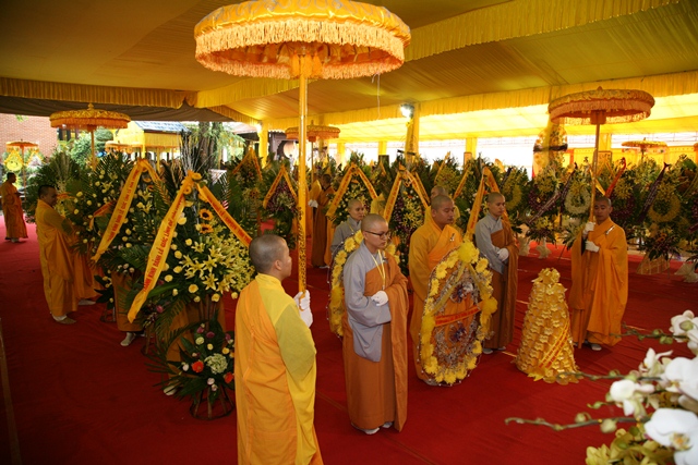 TT. Huế: Ban Trị sự GHPGVN tỉnh kính viếng tang lễ Cố HT. Thích Chơn Thiện