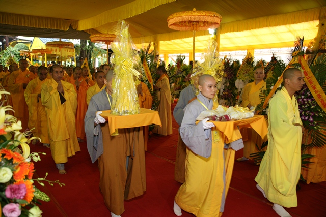 TT. Huế: Ban Trị sự GHPGVN tỉnh kính viếng tang lễ Cố HT. Thích Chơn Thiện