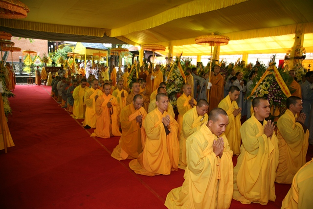 TT. Huế: Ban Trị sự GHPGVN tỉnh kính viếng tang lễ Cố HT. Thích Chơn Thiện