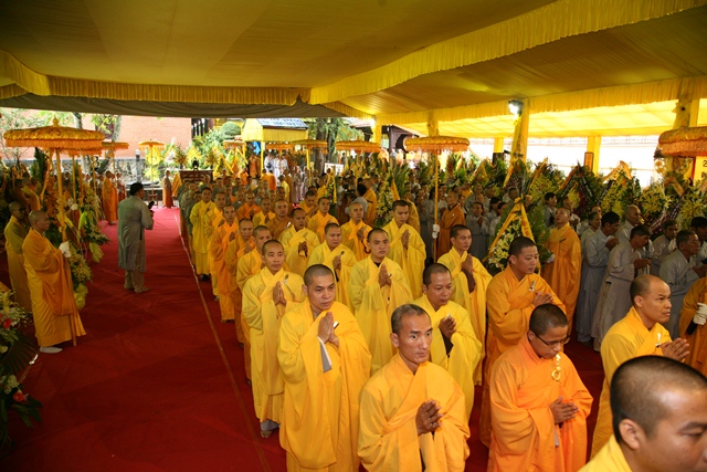 TT. Huế: Ban Trị sự GHPGVN tỉnh kính viếng tang lễ Cố HT. Thích Chơn Thiện