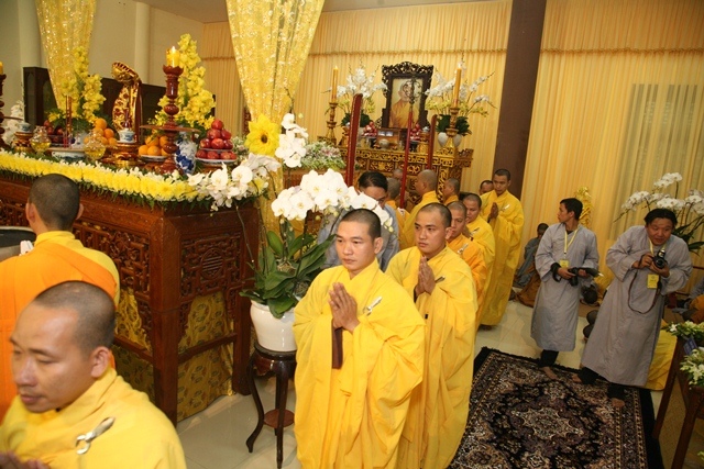 TT. Huế: Ban Trị sự GHPGVN tỉnh kính viếng tang lễ Cố HT. Thích Chơn Thiện
