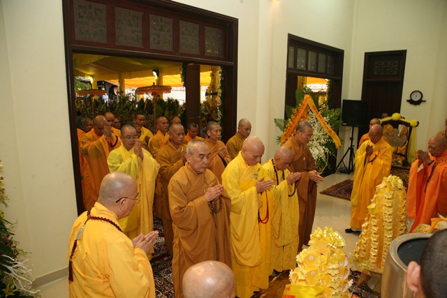 TT. Huế: Ban Trị sự GHPGVN tỉnh kính viếng tang lễ Cố HT. Thích Chơn Thiện