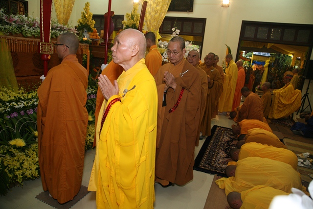 TT. Huế: Ban Trị sự GHPGVN tỉnh kính viếng tang lễ Cố HT. Thích Chơn Thiện