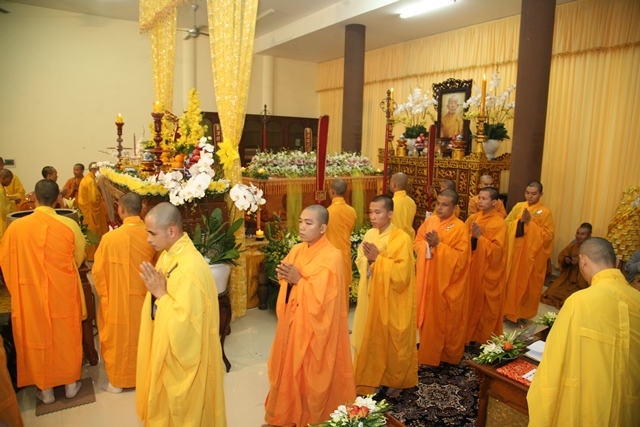 TT. Huế: Ban Trị sự GHPGVN tỉnh kính viếng tang lễ Cố HT. Thích Chơn Thiện