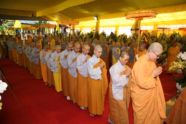 TT. Huế: Ban Trị sự GHPGVN tỉnh kính viếng tang lễ Cố HT. Thích Chơn Thiện