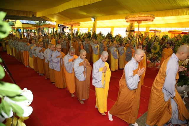 TT. Huế: Ban Trị sự GHPGVN tỉnh kính viếng tang lễ Cố HT. Thích Chơn Thiện