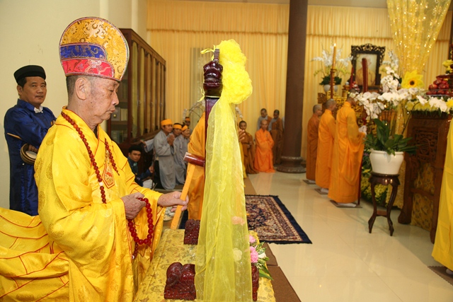 TT. Huế: Ban Trị sự GHPGVN tỉnh kính viếng tang lễ Cố HT. Thích Chơn Thiện