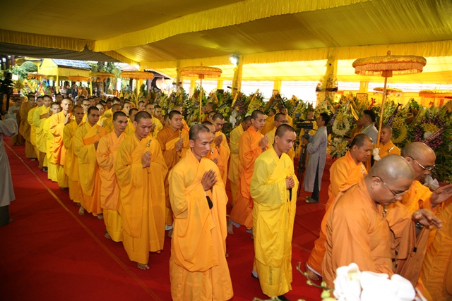 TT. Huế: Ban Trị sự GHPGVN tỉnh kính viếng tang lễ Cố HT. Thích Chơn Thiện