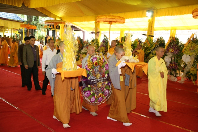 TT. Huế: Ban Trị sự GHPGVN tỉnh kính viếng tang lễ Cố HT. Thích Chơn Thiện