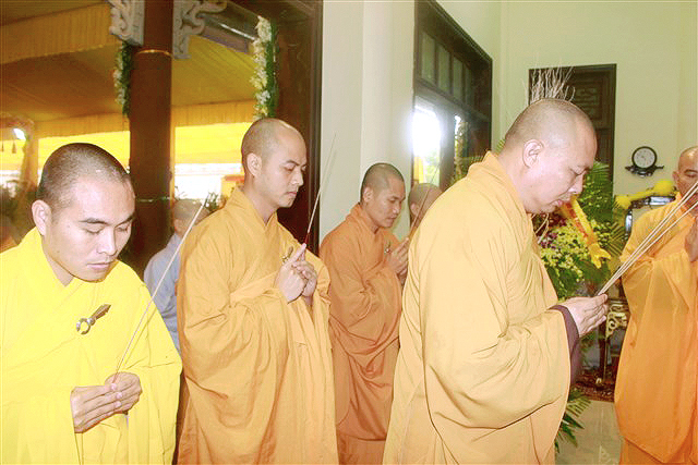 Thanh Hóa: Phật giáo tỉnh kính viếng giác linh cố HT Thích Chơn Thiện