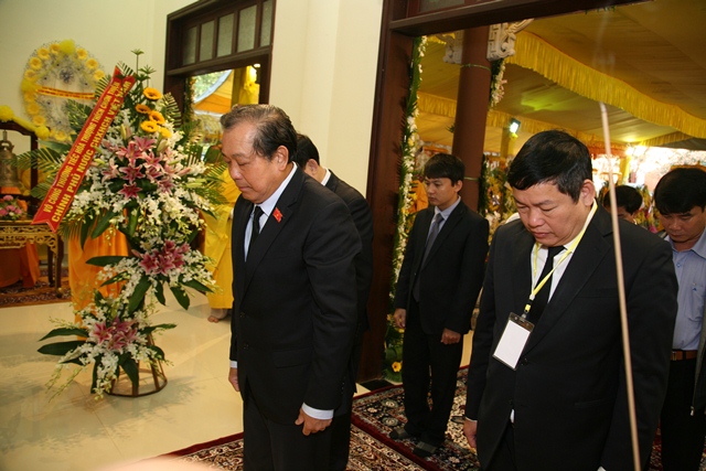 Chính phủ nước CHXHCNVN viếng tang Cố Trưởng lão HT. Thích Chơn Thiện
