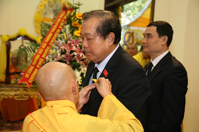 Chính phủ nước CHXHCNVN viếng tang Cố Trưởng lão HT. Thích Chơn Thiện