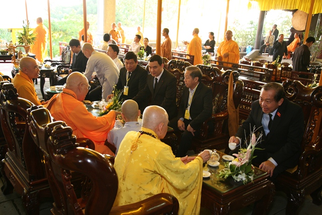 Chính phủ nước CHXHCNVN viếng tang Cố Trưởng lão HT. Thích Chơn Thiện