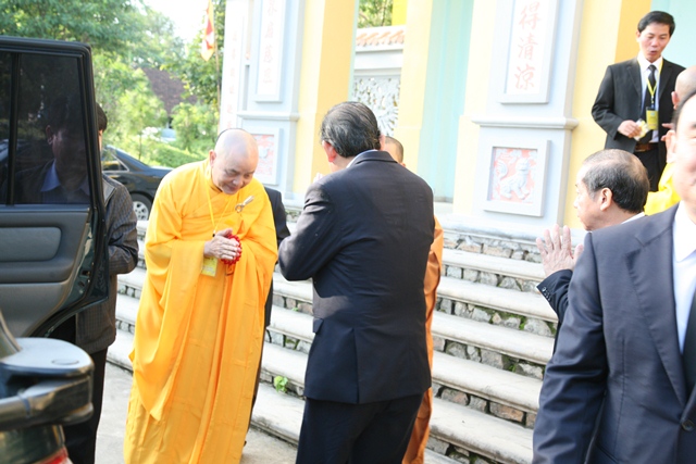 Chính phủ nước CHXHCNVN viếng tang Cố Trưởng lão HT. Thích Chơn Thiện